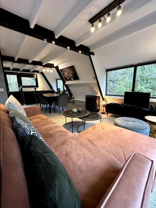 Chaleureux Chalet A Durbuy Exterior foto